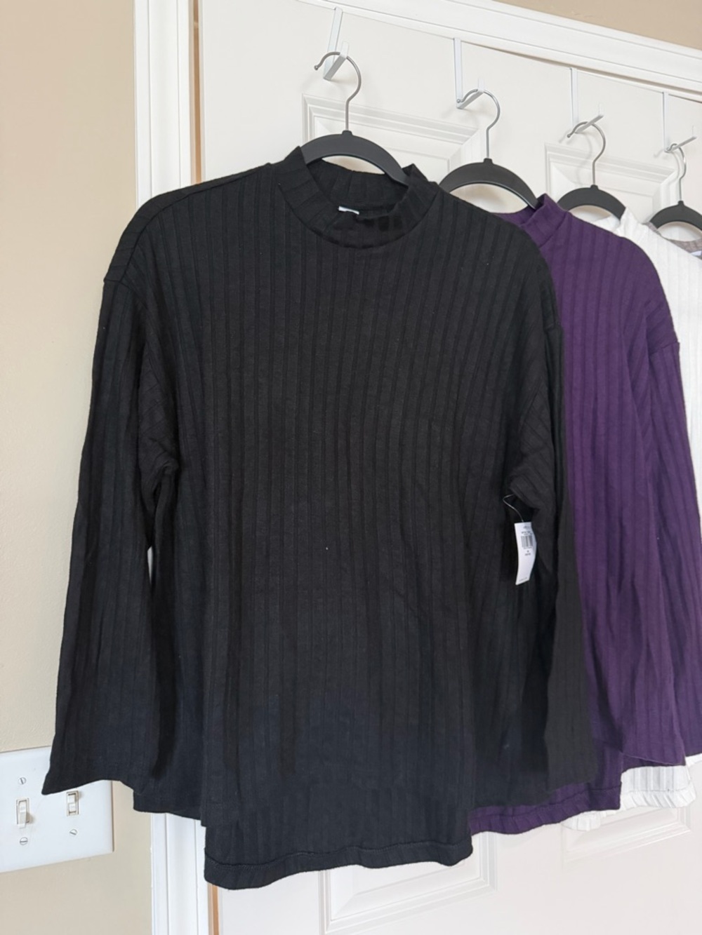 Shirts - Picture 3 of 11